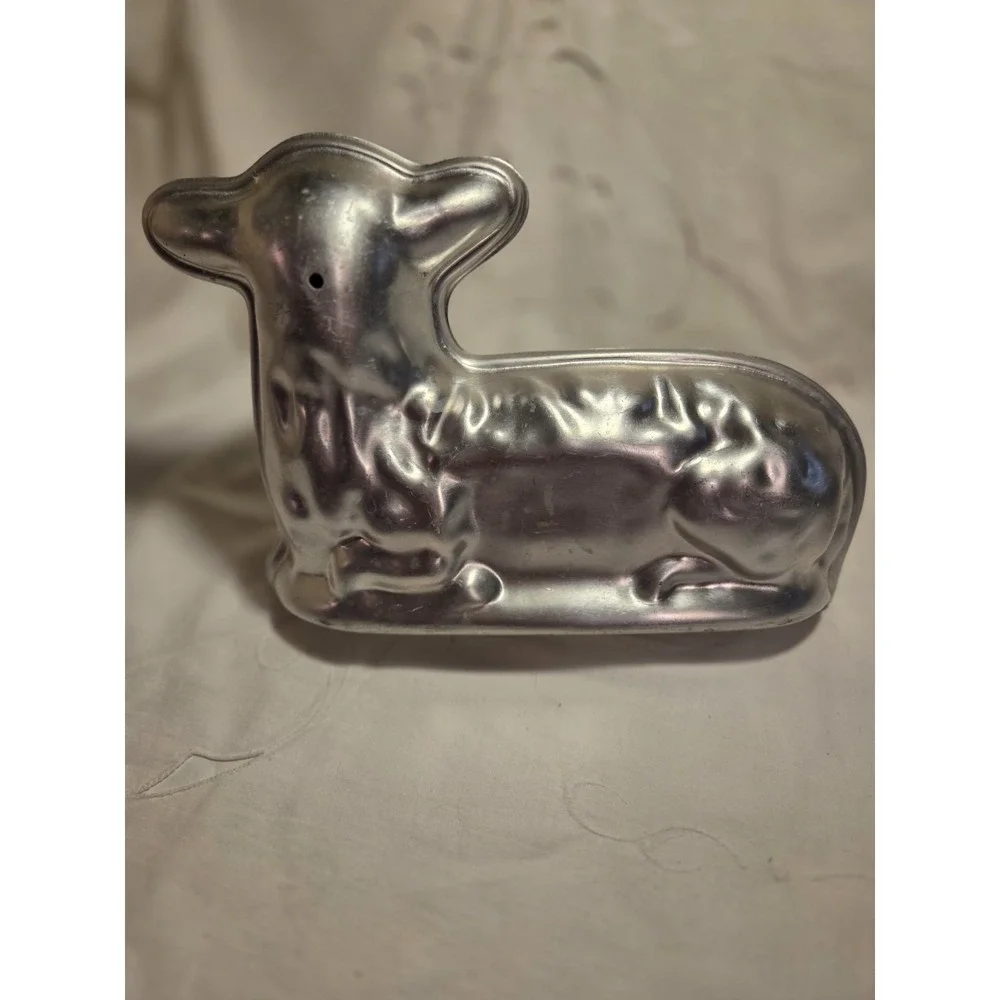 Vintage Lamb‎ Cast Aluminum Cake Mold